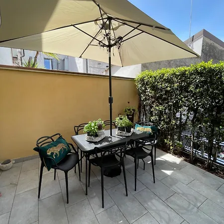 Design Close Beach Garden & Private Parking Appartamento Viareggio